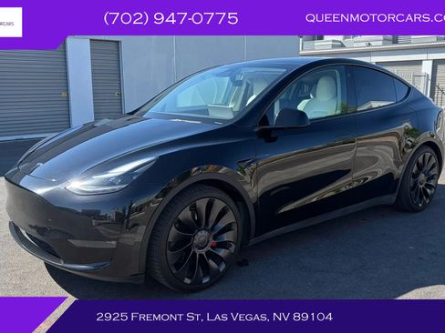 Used 2022 Tesla Model Y Performance AWD/4WD image 1