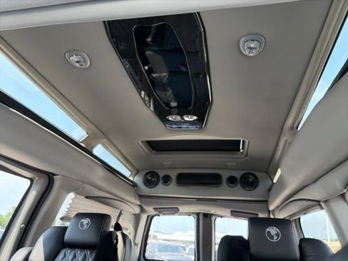 Used 2024 Chevrolet Express 2500 RWD image 14