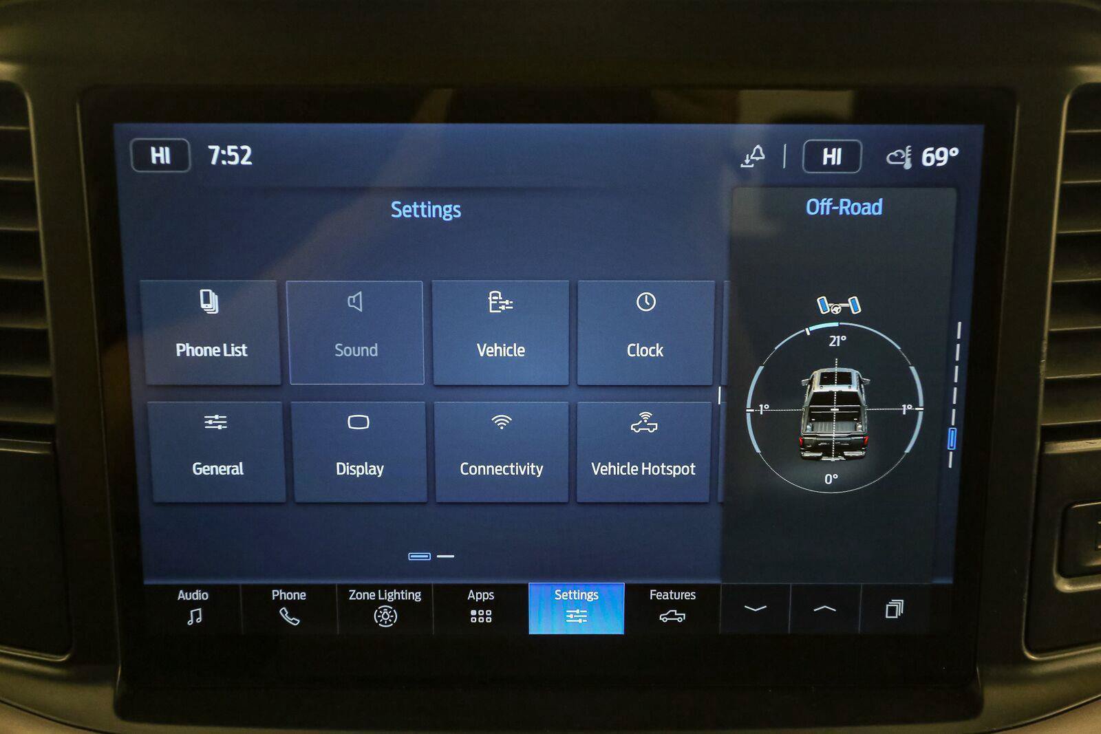 Used 2025 Ford F150 XLT w/ Equipment Group 301A Standard AWD/4WD image 22