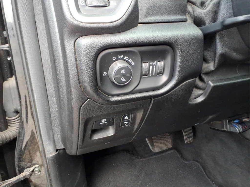 Used 2019 RAM 1500 Big Horn AWD/4WD image 22