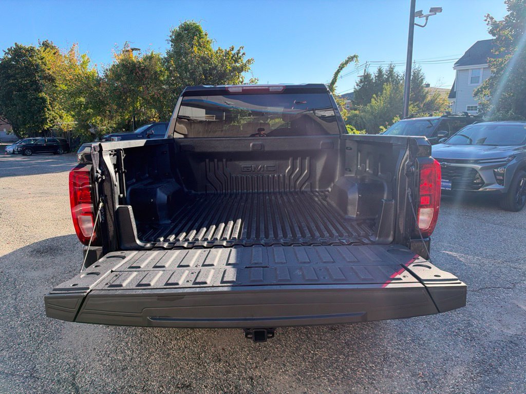 Used 2023 GMC Sierra 1500 Elevation AWD/4WD image 5