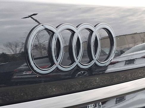 New 2026 Audi Q7 3.0T Premium image 17