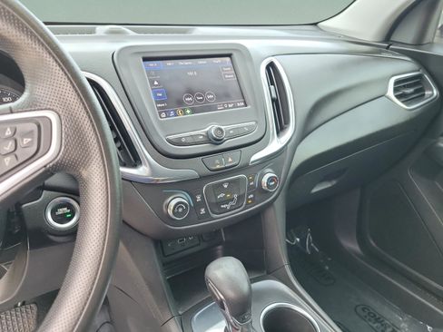 Used 2022 Chevrolet Equinox LT FWD image 11