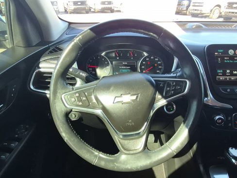 Used 2018 Chevrolet Equinox Premier FWD image 16