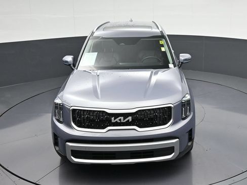 Used 2025 Kia Telluride EX FWD image 23