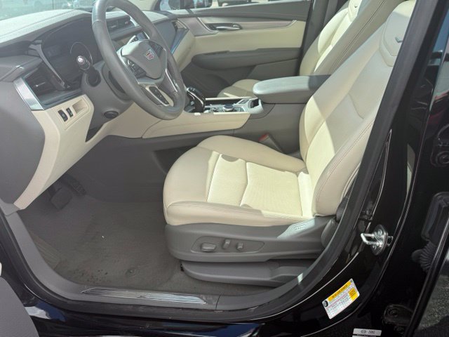 Used 2024 Cadillac XT5 Premium Luxury w/ LPO, Floor Liner Package AWD/4WD image 29