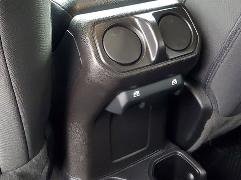 Used 2021 Jeep Wrangler Unlimited Sport image 29