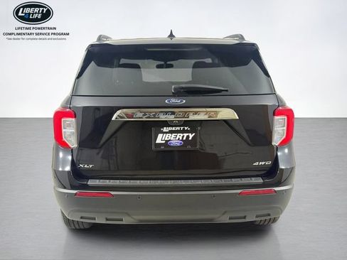 Used 2023 Ford Explorer XLT AWD/4WD image 4