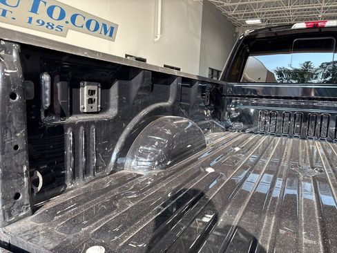 Used 2024 Ford F250 Lariat image 10