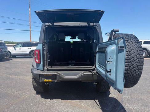 Used 2022 Ford Bronco Badlands AWD/4WD image 5