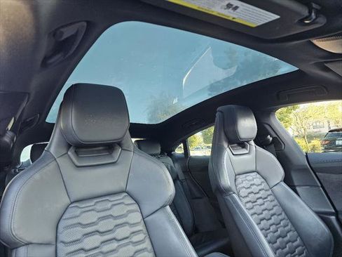 Used 2023 Audi e-tron GT Premium Plus image 3