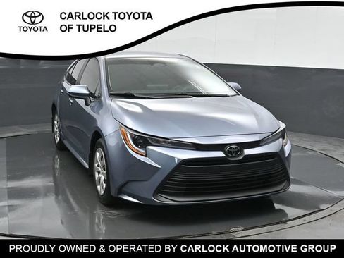 Used 2026 Toyota Corolla LE FWD image 7