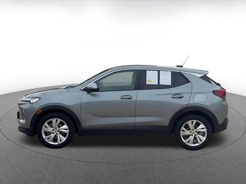 Used 2025 Buick Encore GX Preferred image 9