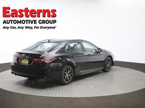 Used 2023 Toyota Camry SE image 39