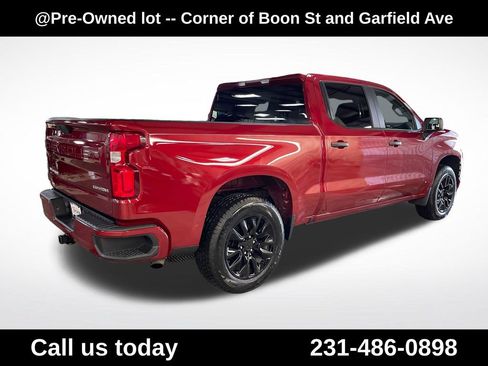 Used 2020 Chevrolet Silverado 1500 Custom w/ Custom Value Package AWD/4WD image 5