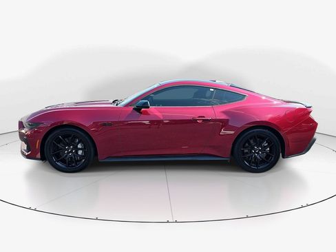 Used 2025 Ford Mustang GT RWD image 6
