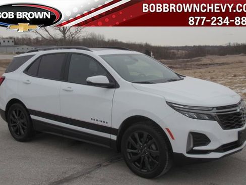 Used 2023 Chevrolet Equinox RS image 1