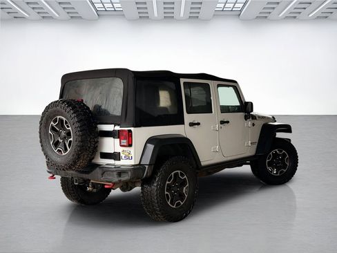 Used 2017 Jeep Wrangler Unlimited Rubicon AWD/4WD image 9