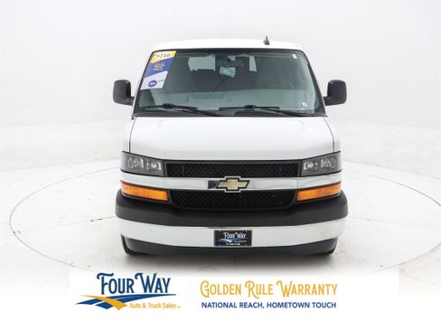 Used 2017 Chevrolet Express 3500 LT w/ LT Preferred Equipment Group image 9