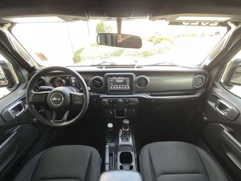 Used 2023 Jeep Wrangler Sport AWD/4WD image 12