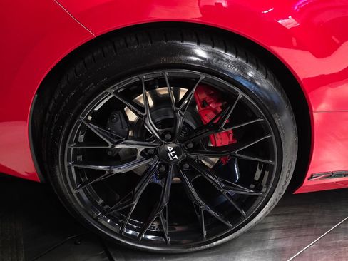 Used 2020 Chevrolet Corvette Stingray Preferred Cpe w/ 2LT Preferred Equipment Group RWD image 38