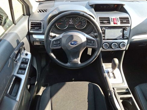 Used 2015 Subaru Crosstrek 2.0i Premium w/ Moonroof Package AWD/4WD image 11