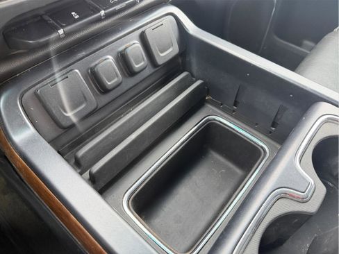 Used 2015 Chevrolet Silverado 2500 LTZ image 13