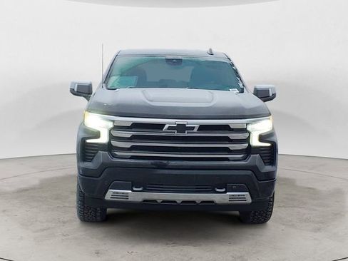 Used 2024 Chevrolet Silverado 1500 High Country w/ Z71 Off-Road Package image 8