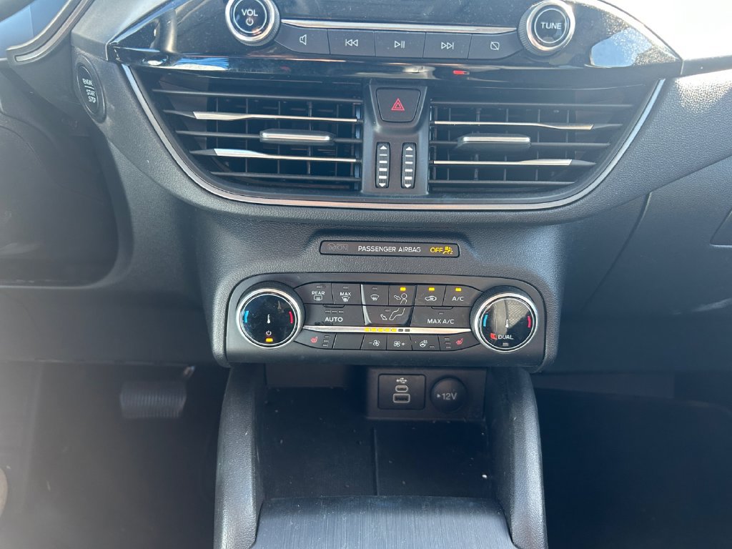 Certified 2024 Ford Escape Active AWD/4WD image 23