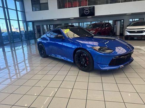 Used 2025 Nissan Z Sport w/ Floor Mat Package RWD image 5