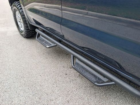 Used 2020 Chevrolet Silverado 1500 LT w/ All-Star Edition image 13