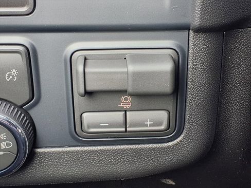 New 2026 Chevrolet Tahoe Premier image 13