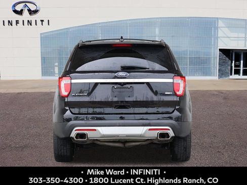 Used 2017 Ford Explorer Platinum AWD/4WD image 4