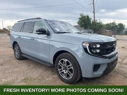 Used 2025 Ford Expedition Active