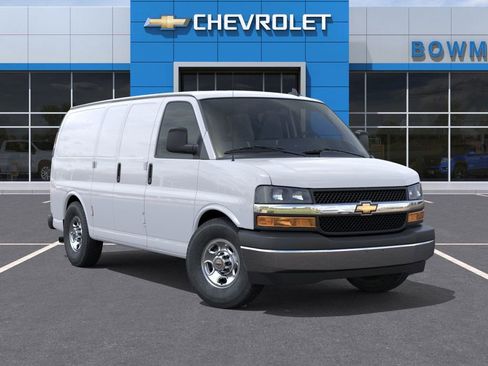 New 2025 Chevrolet Express 2500 w/ Enhanced Convenience Package image 7