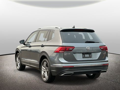 Used 2018 Volkswagen Tiguan SEL Premium AWD/4WD image 3