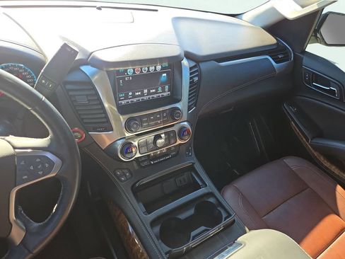 Used 2020 Chevrolet Tahoe Premier w/ Premier Plus Edition image 24