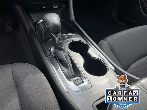 Used 2024 Chevrolet Malibu LT image 30