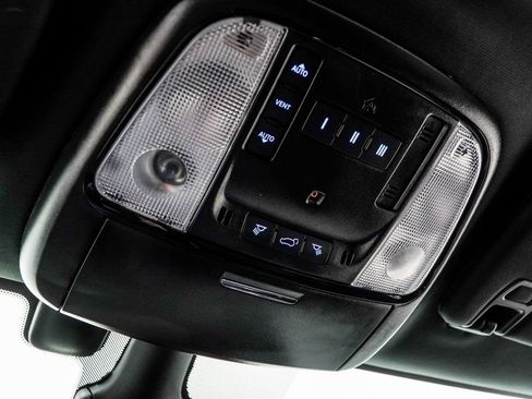 Used 2024 Dodge Durango GT image 36