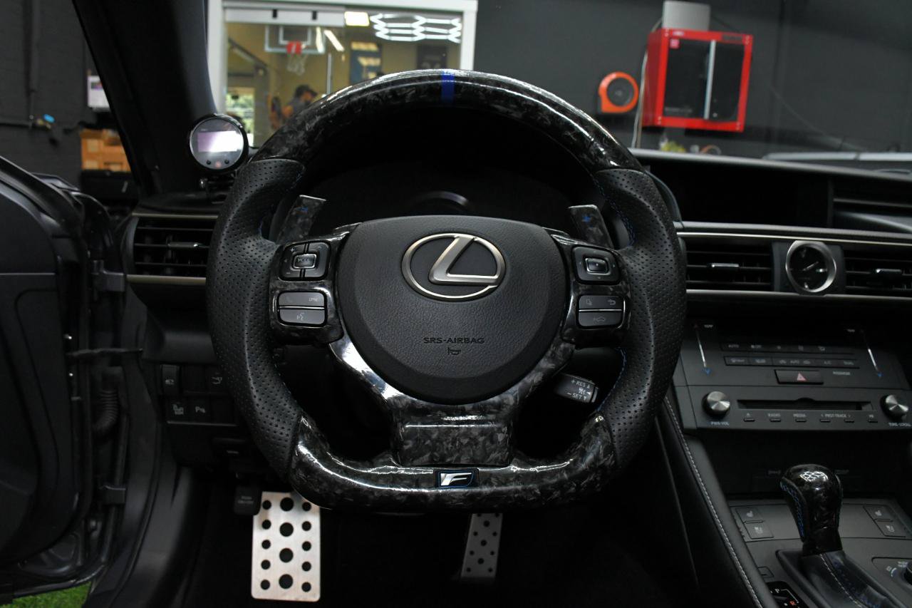 Used 2015 Lexus RC F w/ Premium Package RWD image 22