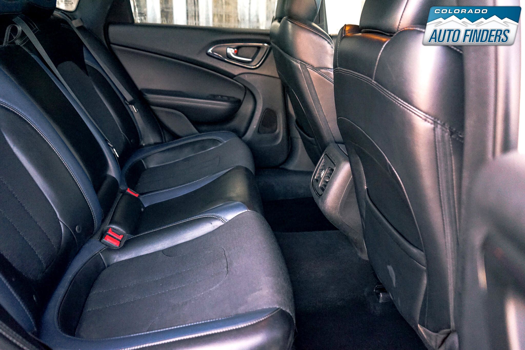 Used 2015 Chrysler 200 S w/ Navigation & Sound Group I AWD/4WD image 23
