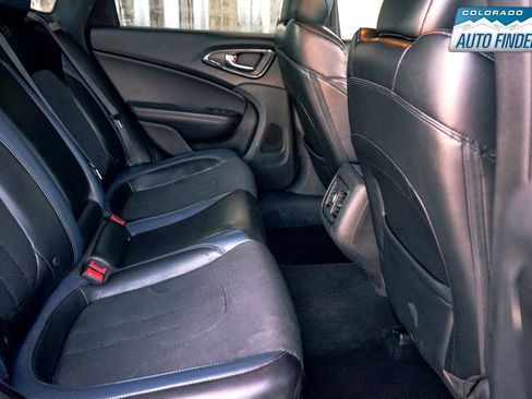 Used 2015 Chrysler 200 S w/ Navigation & Sound Group I image 23