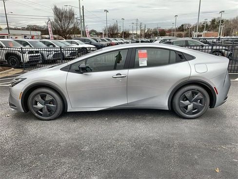 New 2026 Toyota Prius LE image 5