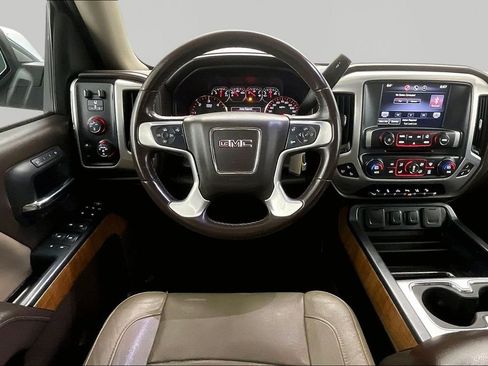 Used 2015 GMC Sierra 1500 SLT w/ Driver Alert Package AWD/4WD image 8