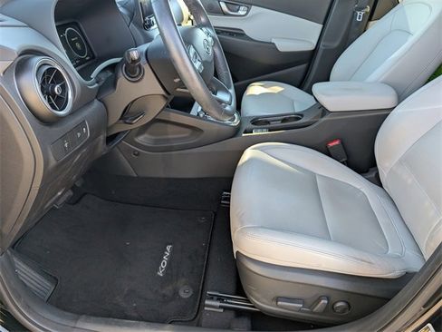 Used 2023 Hyundai Kona Limited image 15
