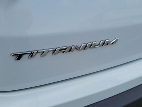 Used 2023 Ford Edge Titanium w/ Cargo Accessory Package image 6