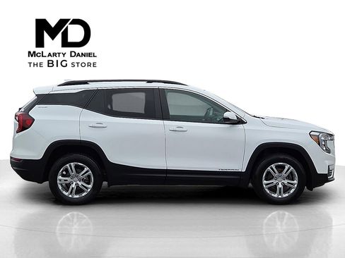 Certified 2023 GMC Terrain SLE w/ Driver Convenience Package image 6