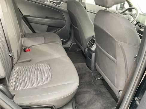 Used 2025 Kia Sportage LX FWD image 11