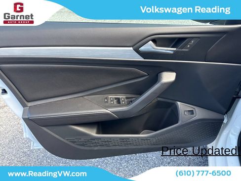 Used 2025 Volkswagen Jetta S FWD image 11