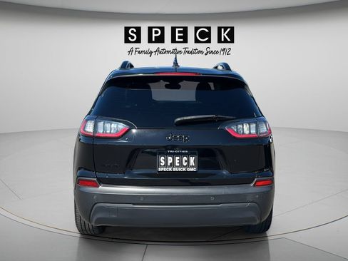 Used 2021 Jeep Cherokee Latitude Plus AWD/4WD image 4
